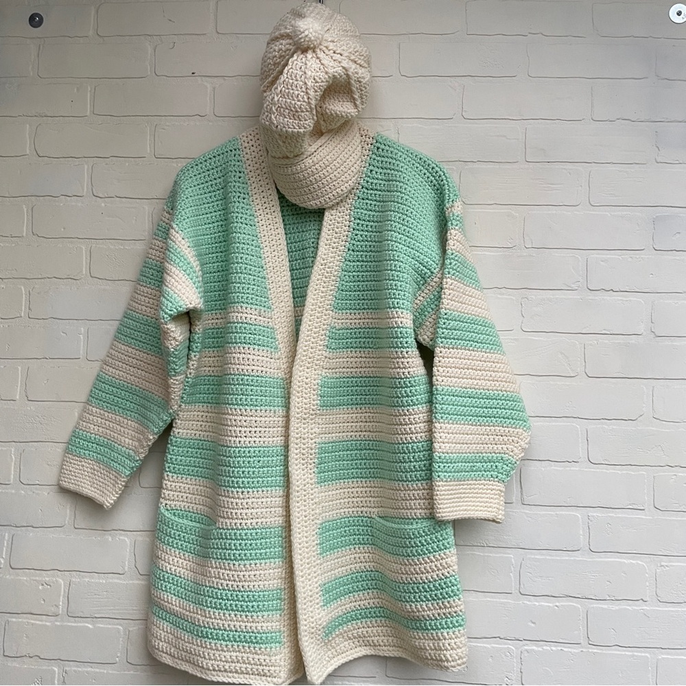 Vintage Handmade Green White Open Front mid cardigan & cap